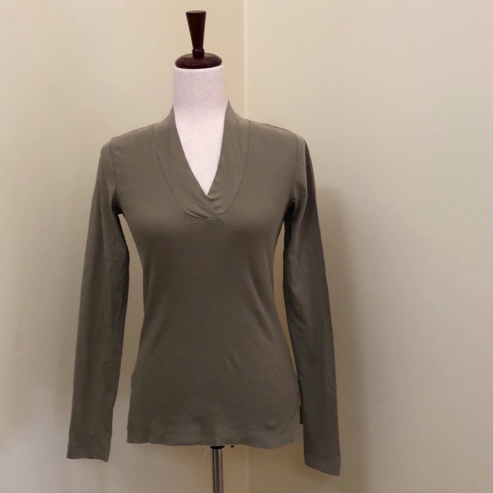 Banana Republic. Long Sleeve Top. Tan. Small